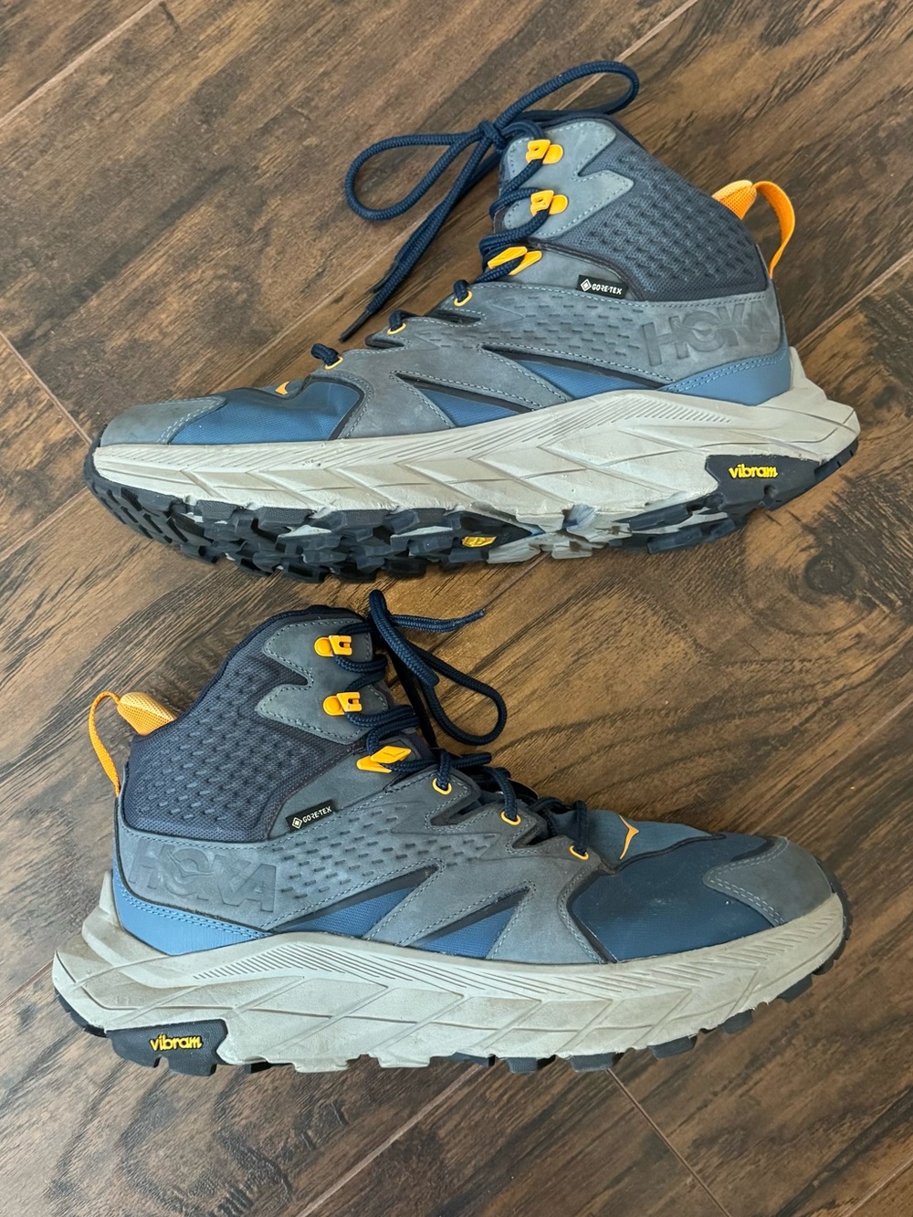 Hoka One One Men's Anacapa Mid GTX Gore-Tex Hiking Shoes Size 11D
